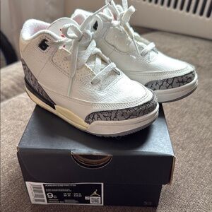 Jordan toddler retro 3 White and Black Sneakers